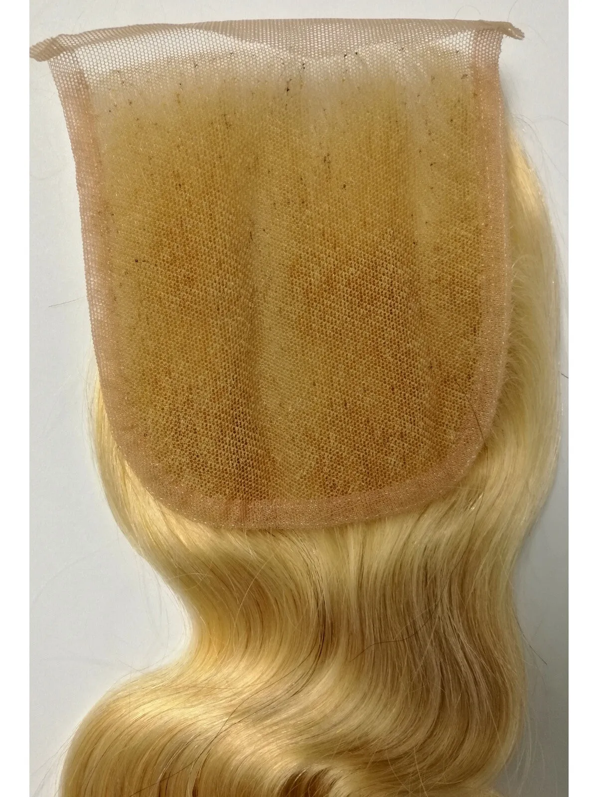 4"x4" Blonde Lace Clsoure    -BODY WAVE