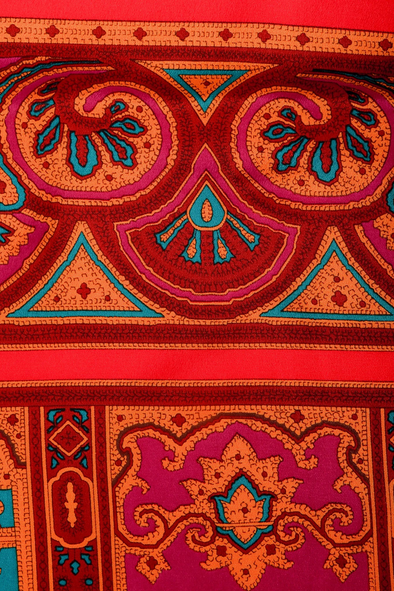 Arabesque Border Crepe Scarf