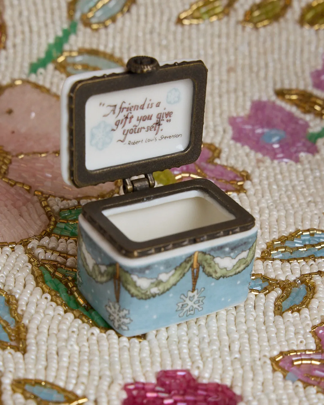 BOYDS BEARS SNOW Snuff Jewlery Box