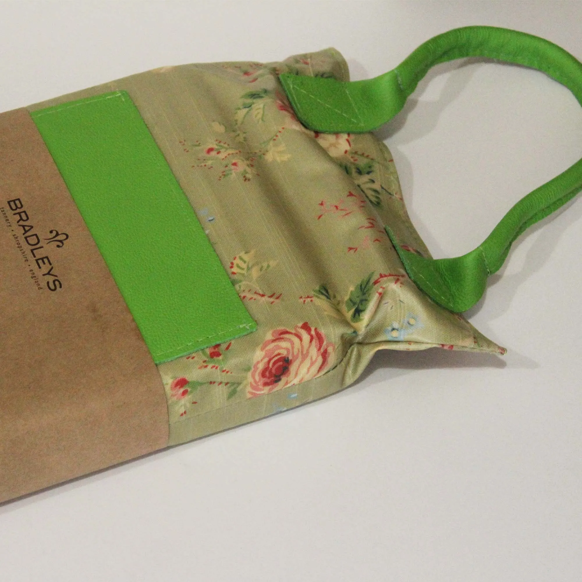 Bradley's Tannery Green Floral PU and Leather Gardeners' Kneeler