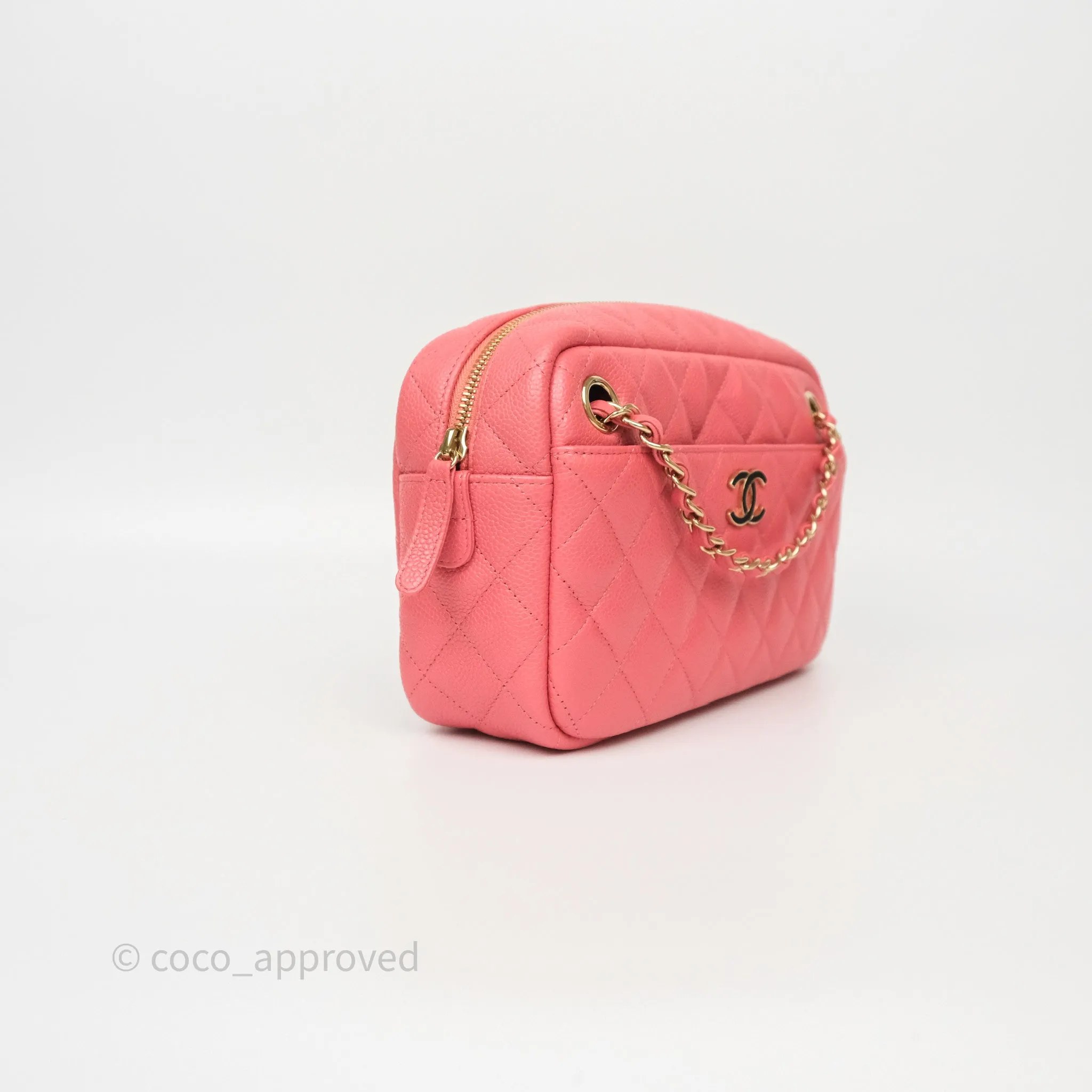 Chanel Camera Case Quilted Pink Shiny Caviar Gold Hardware