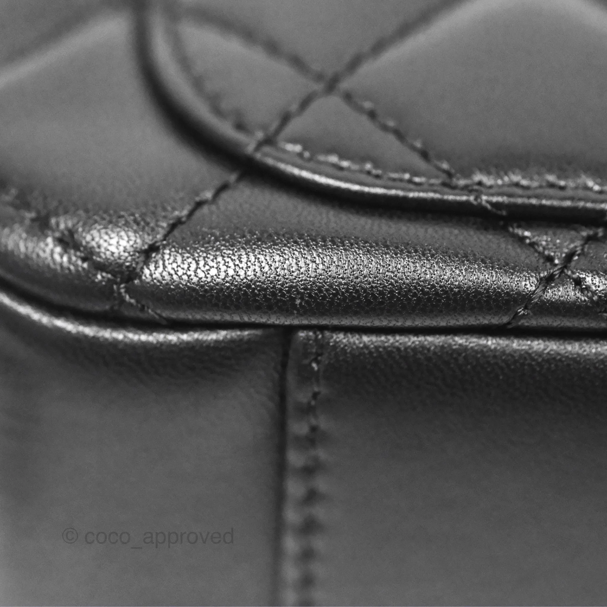 Chanel Quilted CC Pearl Crush Camera Case Black Lambskin Gold Hardware