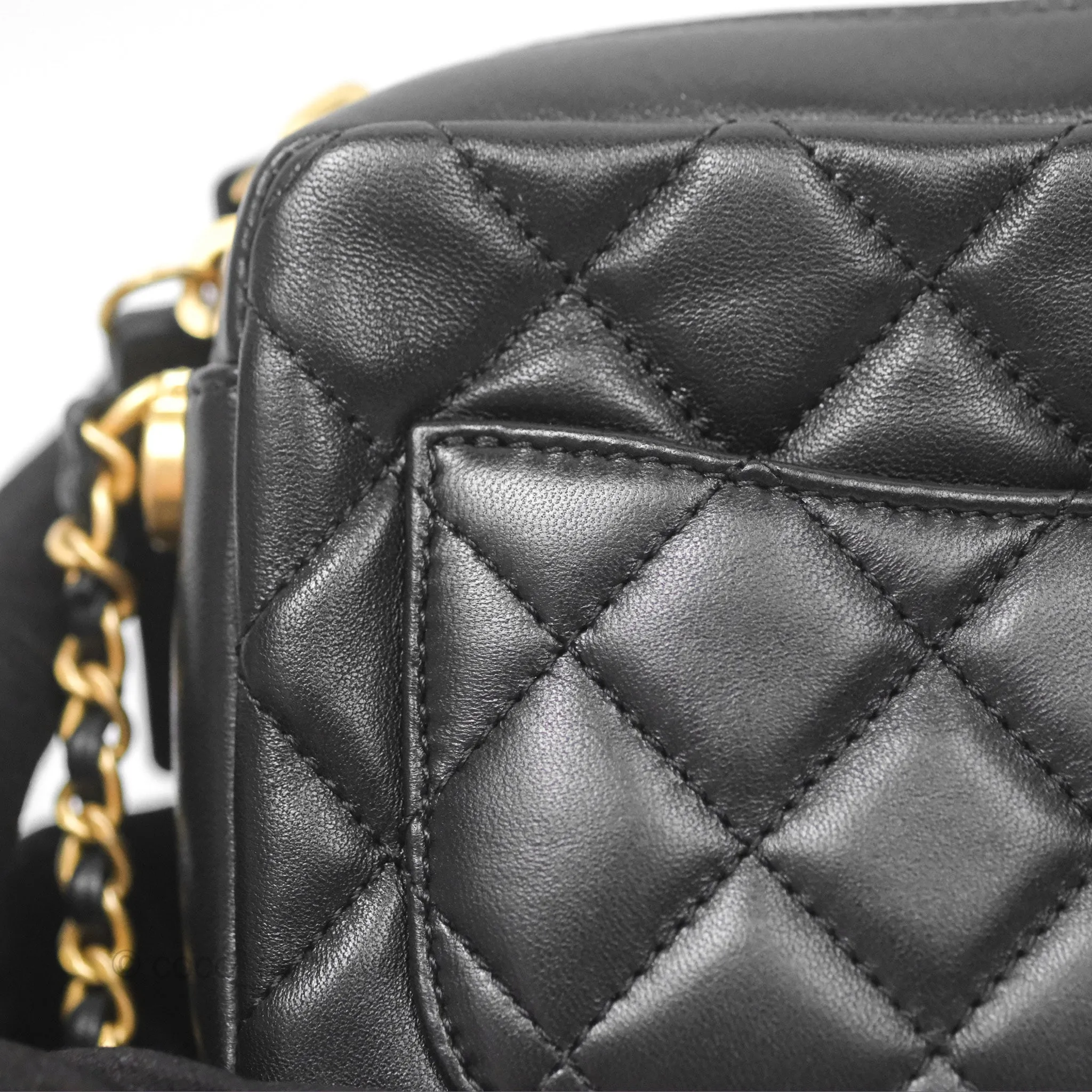 Chanel Quilted CC Pearl Crush Camera Case Black Lambskin Gold Hardware