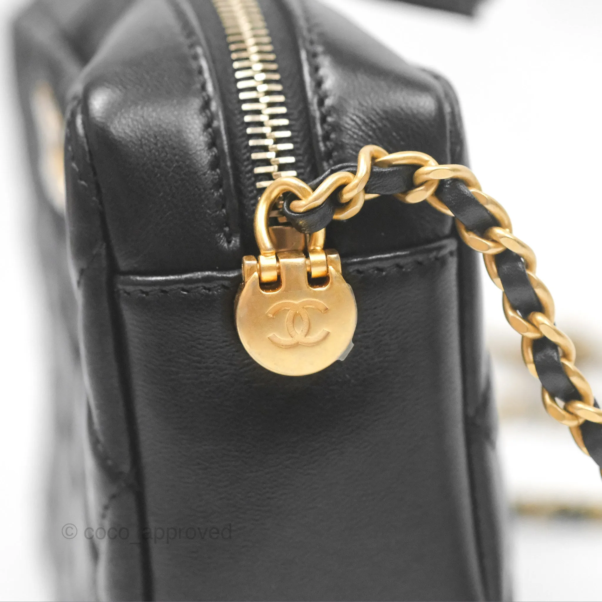 Chanel Quilted CC Pearl Crush Camera Case Black Lambskin Gold Hardware