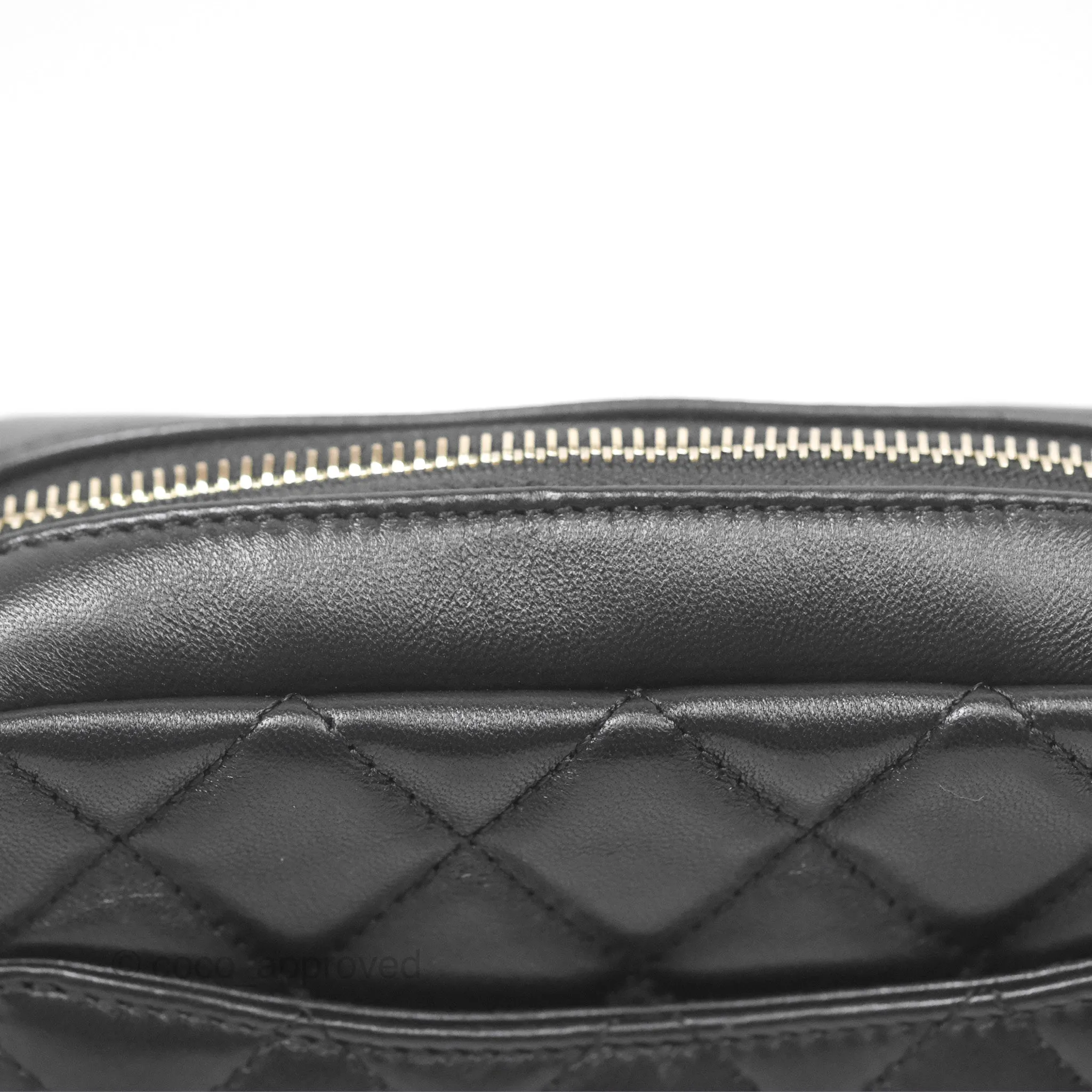 Chanel Quilted CC Pearl Crush Camera Case Black Lambskin Gold Hardware