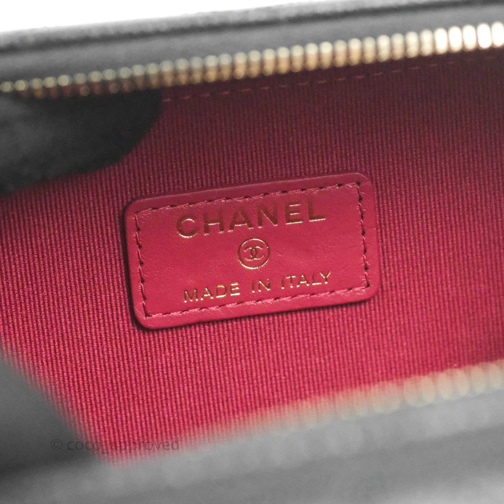 Chanel Quilted Twist Your Buttons Camera Black Caviar Gold Hardware