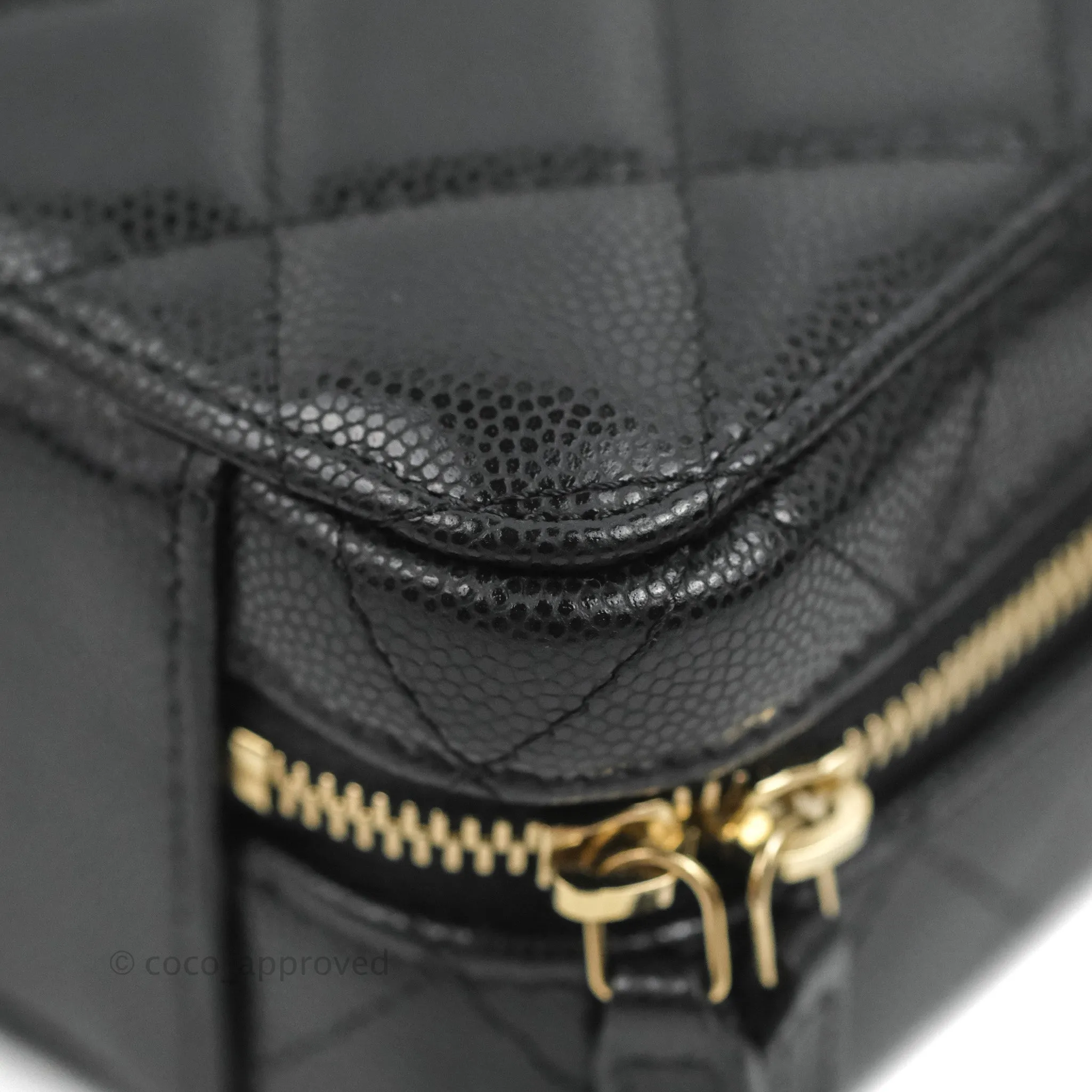 Chanel Quilted Twist Your Buttons Camera Black Caviar Gold Hardware