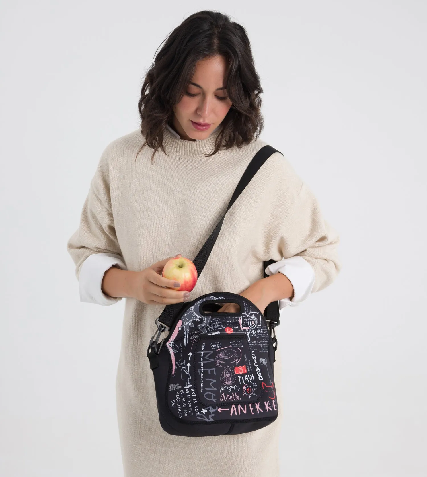 City neoprene lunch bag
