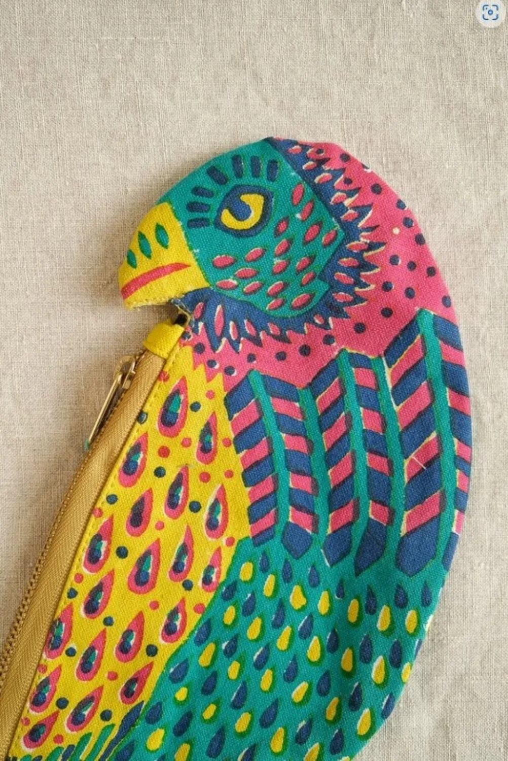 EAST END PRESS PARROT COTTON POUCH