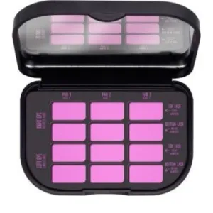 essence Magnetic Lashes Storage Case 01