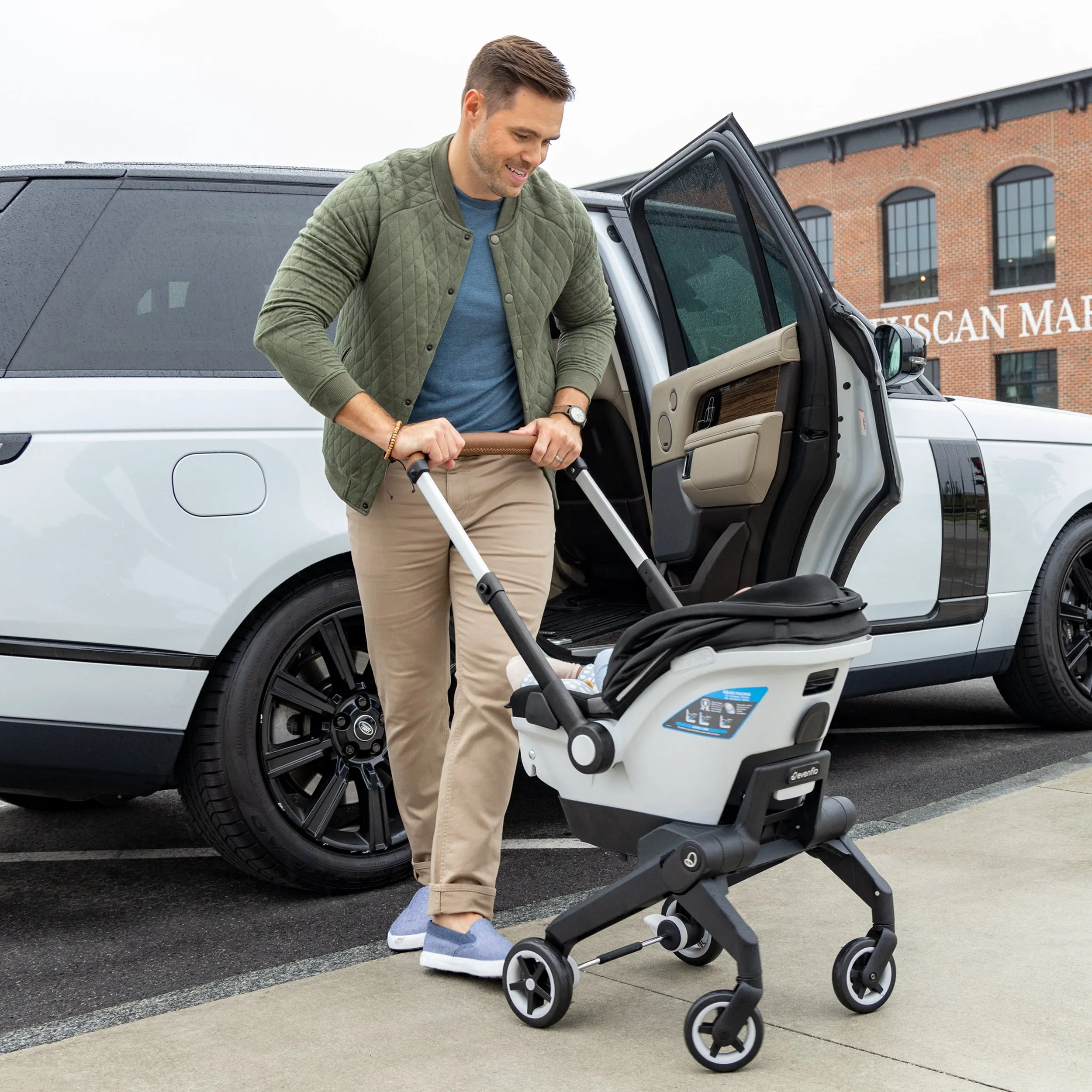 Evenflo Gold Shyft Dual Ride Travel System