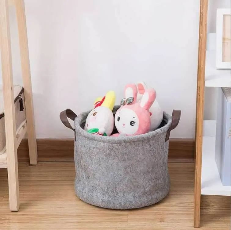 Fabric sundry storage basket