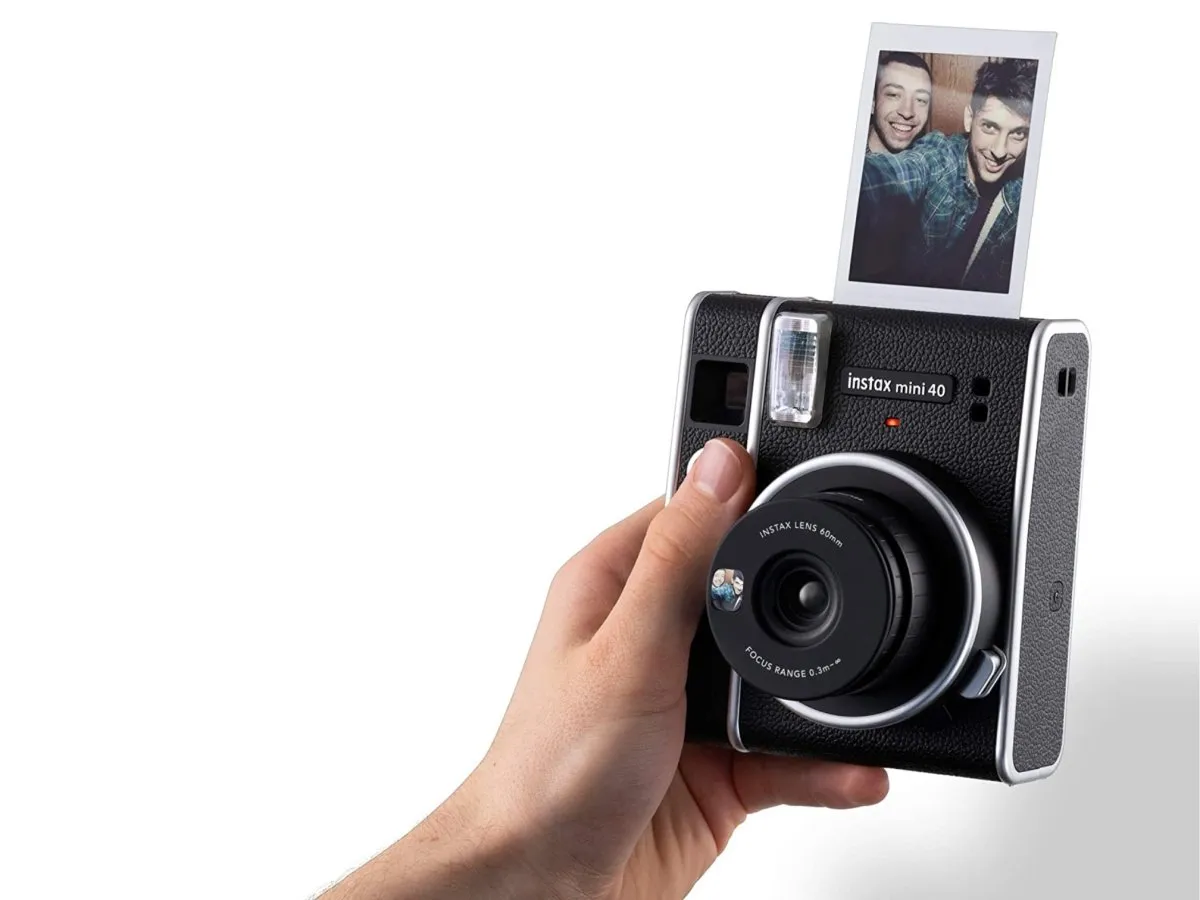 Fujifilm Instax Mini 40 Camera - plus Film - and Free UK Shipping