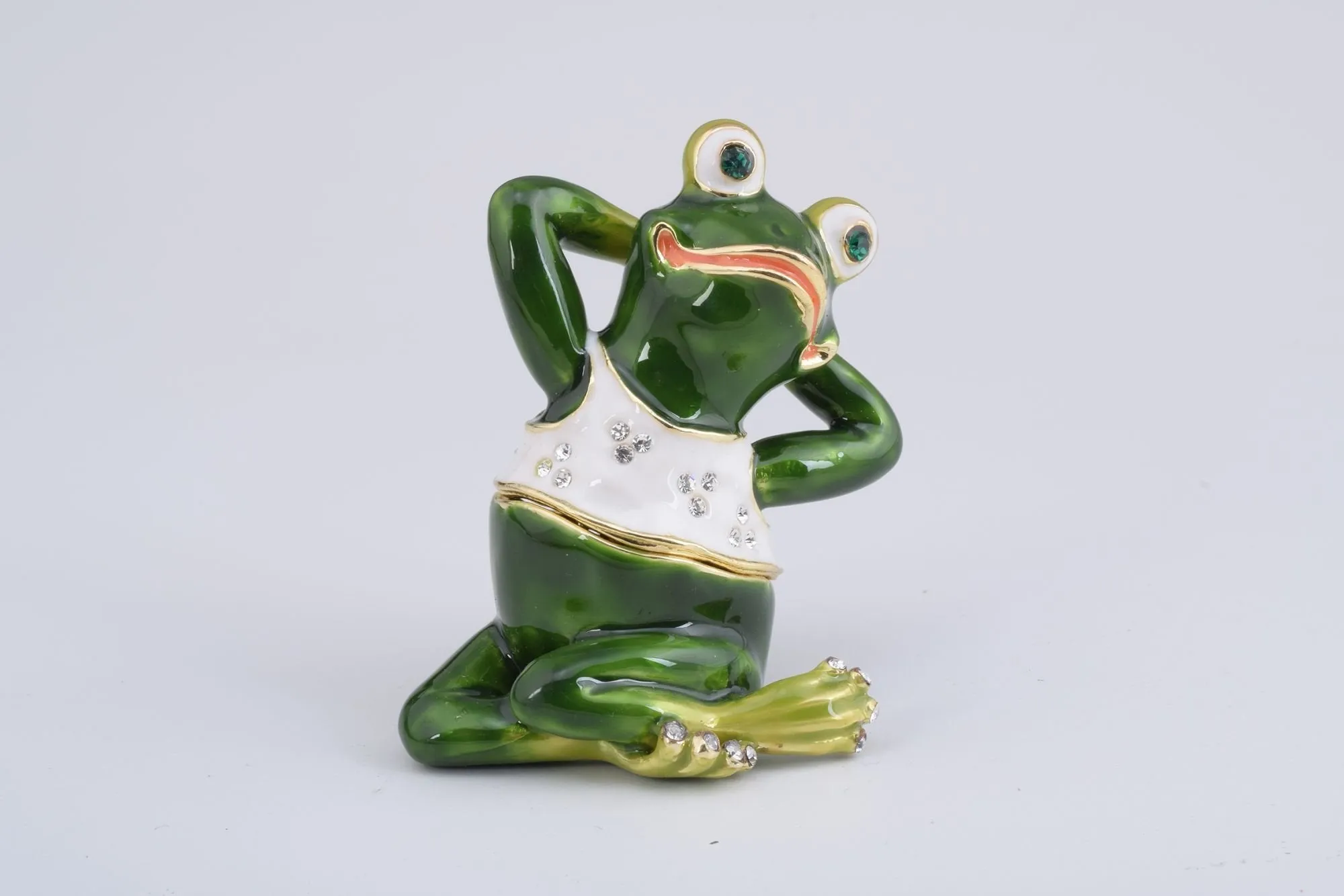 Gymnastic Frog with a White Shirt