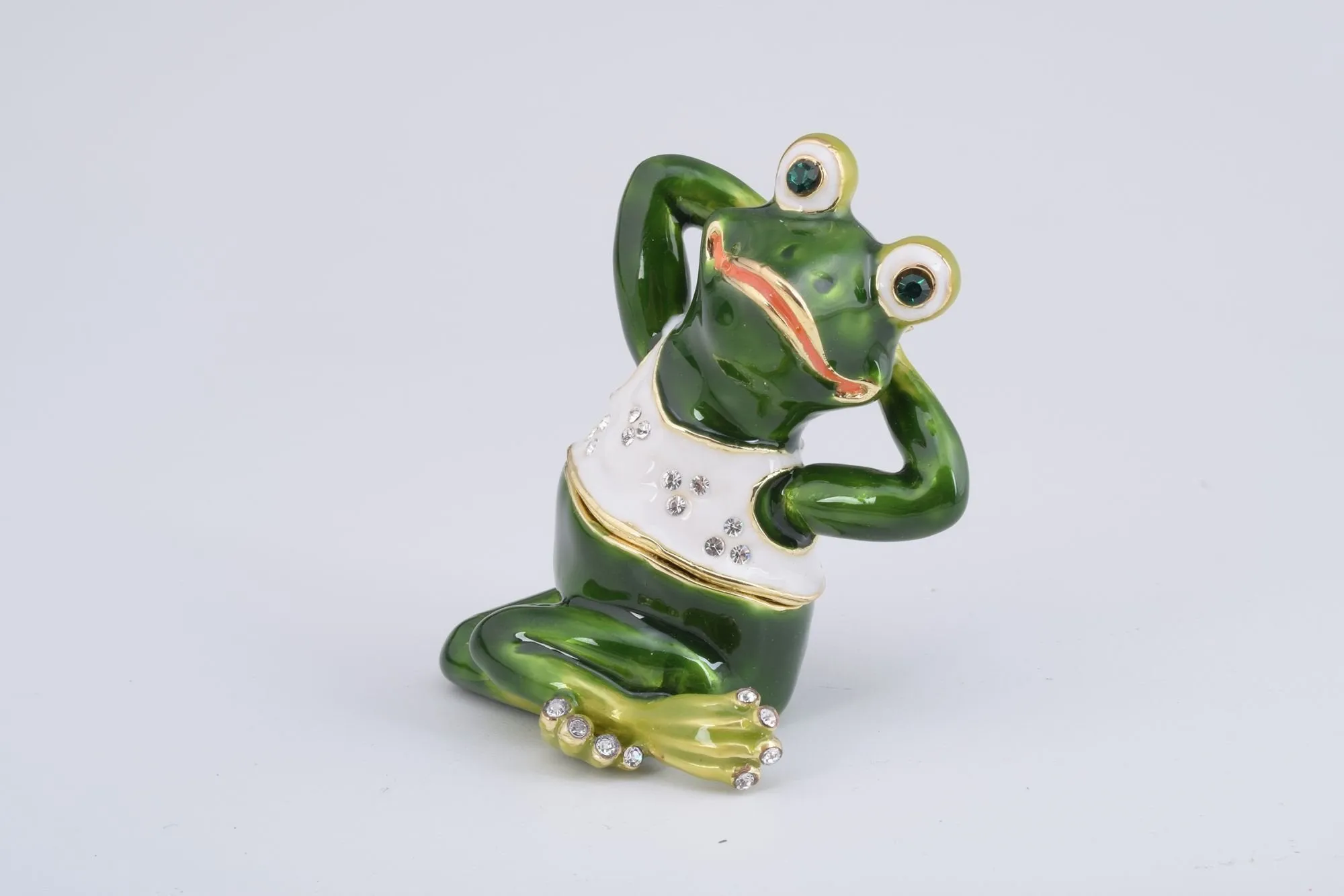 Gymnastic Frog with a White Shirt