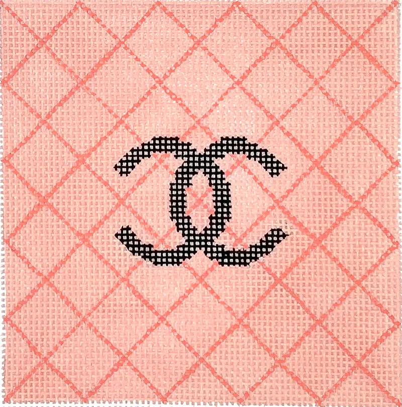 INSSQ4-05 Chanel C’s on Quilted Background – black on shell pink