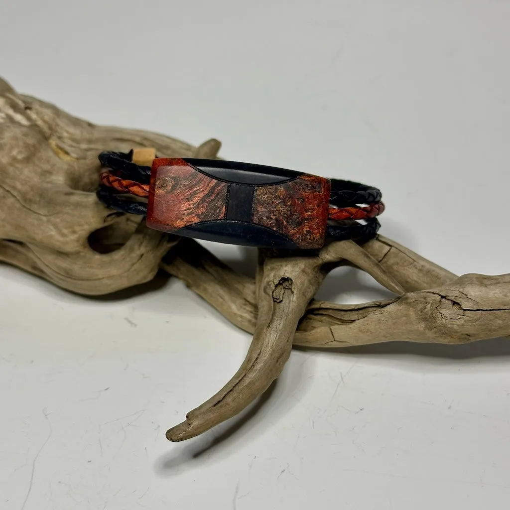 LARGE ELIPSE MIXED MEDIA AND WOOD LEATHER BRACELET WITH MAGNETIC CLOSURE NL270