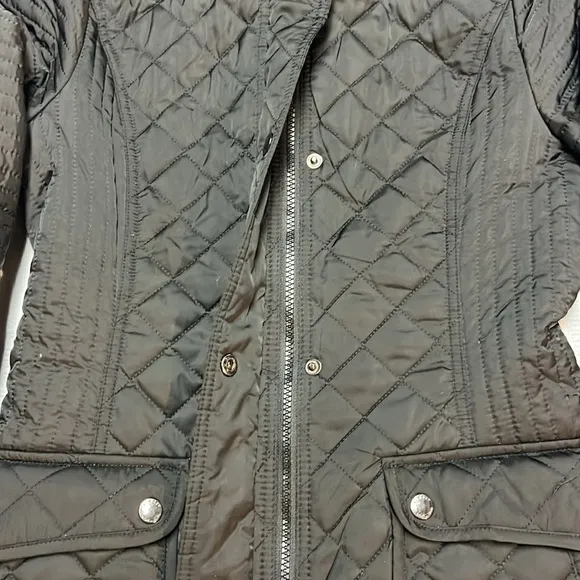 Laundry by Shelli Segal quilted lighter weight cold weather jacket. Black.