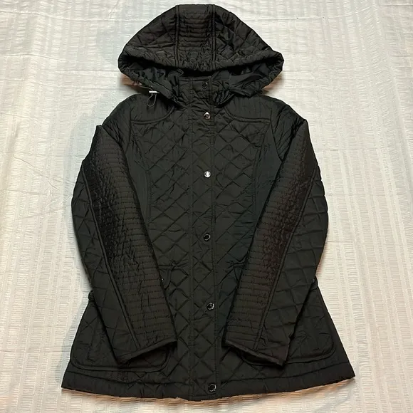 Laundry by Shelli Segal quilted lighter weight cold weather jacket. Black.