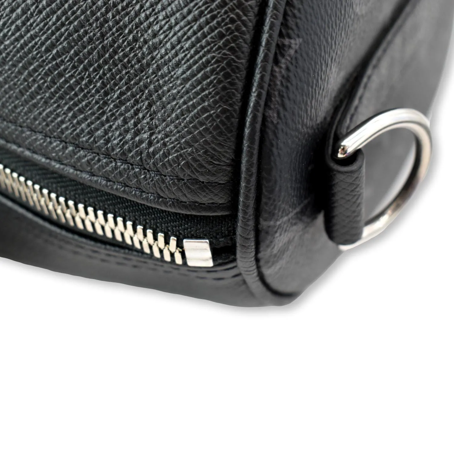 LOUIS VUITTON Keepall 50 Bandouliere Monogram Taiga Leather Travel Bag Black - Hot Deals