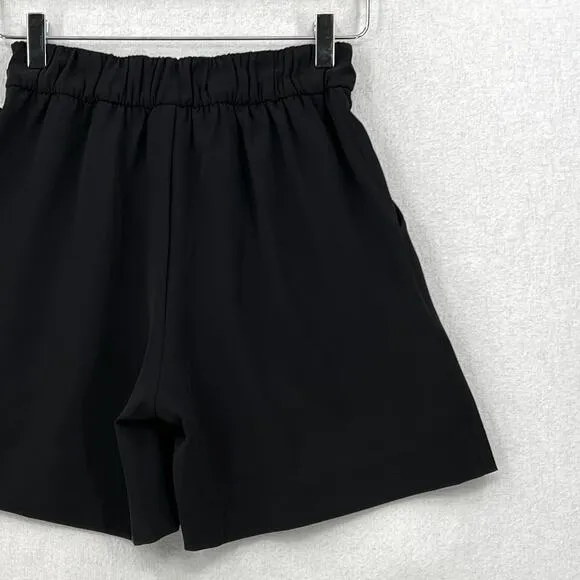 LULULEMON Noir Short 5.5” Womens 4 Black High Rise Pleated Elastic Tie Waist