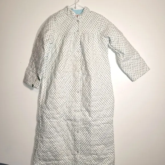 New Vermont Country Store Quilted Floral House Coat Medium