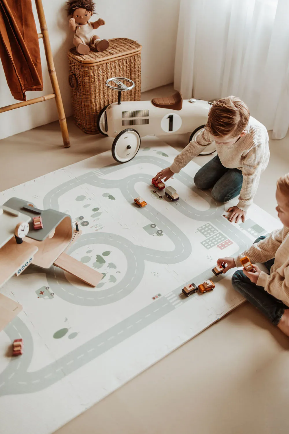 Play&Go EEVAA Puzzle Playmat Road (Min of 1, multiples of 1)