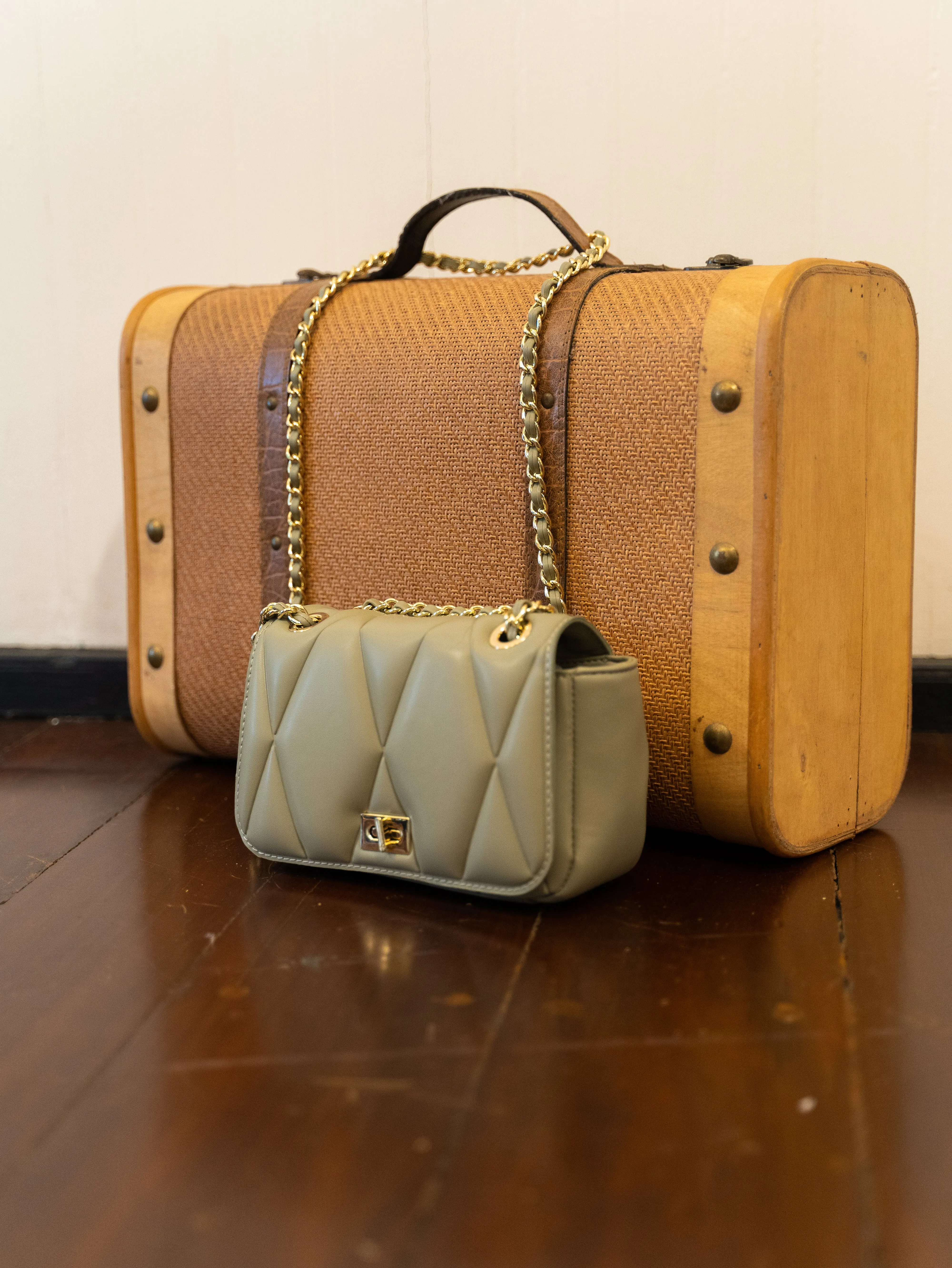 Raina Quilted Chain Strap Bag (Olive Drab)
