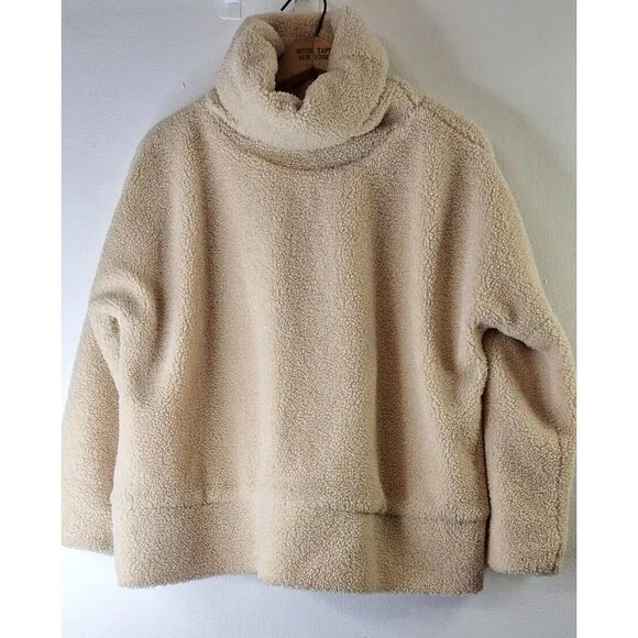 TUCKERNUCK Rollins Cream Fleece Turtleneck Pullover Sweater Women's M Gorpcore