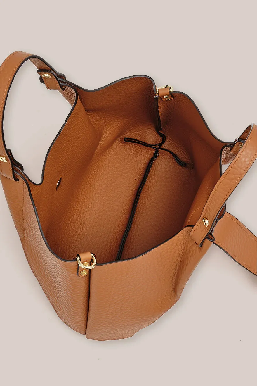 Vestirsi Grace Small East West Tote Tan