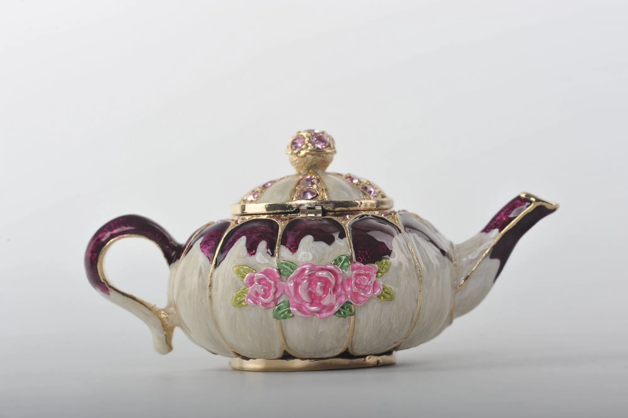 White Teapot with Pink Roses