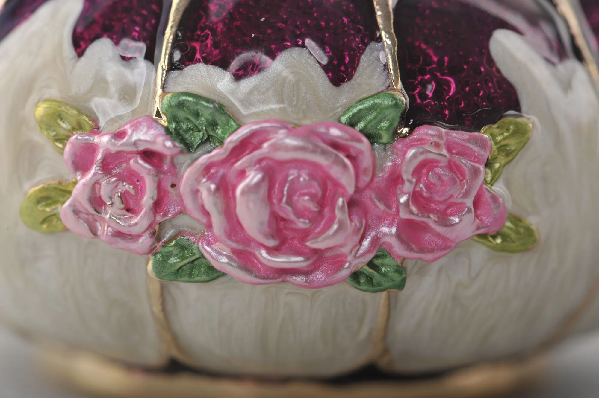 White Teapot with Pink Roses